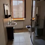 Na Starowce Apartment *